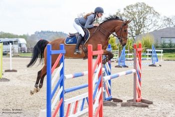 Elloise Smit takes a home win in the Equissage Pulse British Novice Second Round at The Suffolk Equestrian Centre